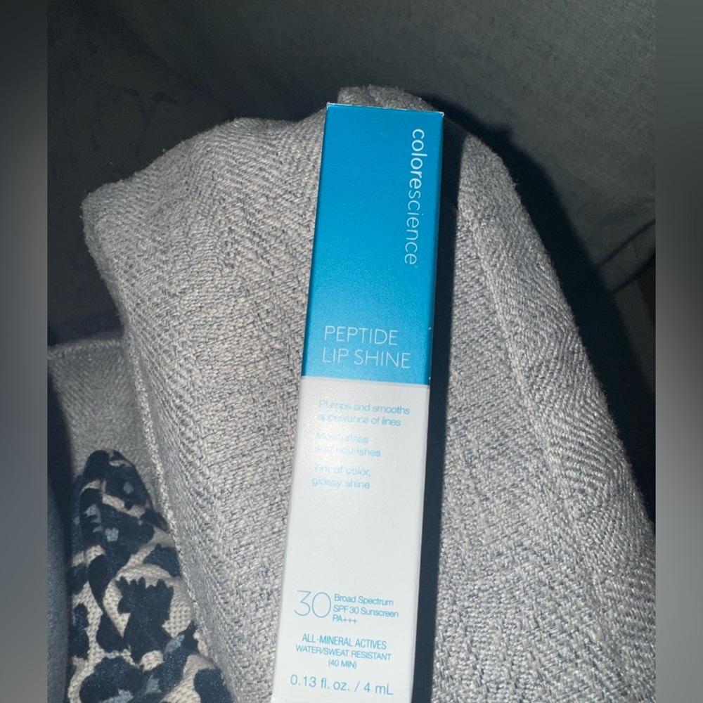 Colorescience Peptide Lip Shine SPF 30 Scarlett

Brand new, unopened